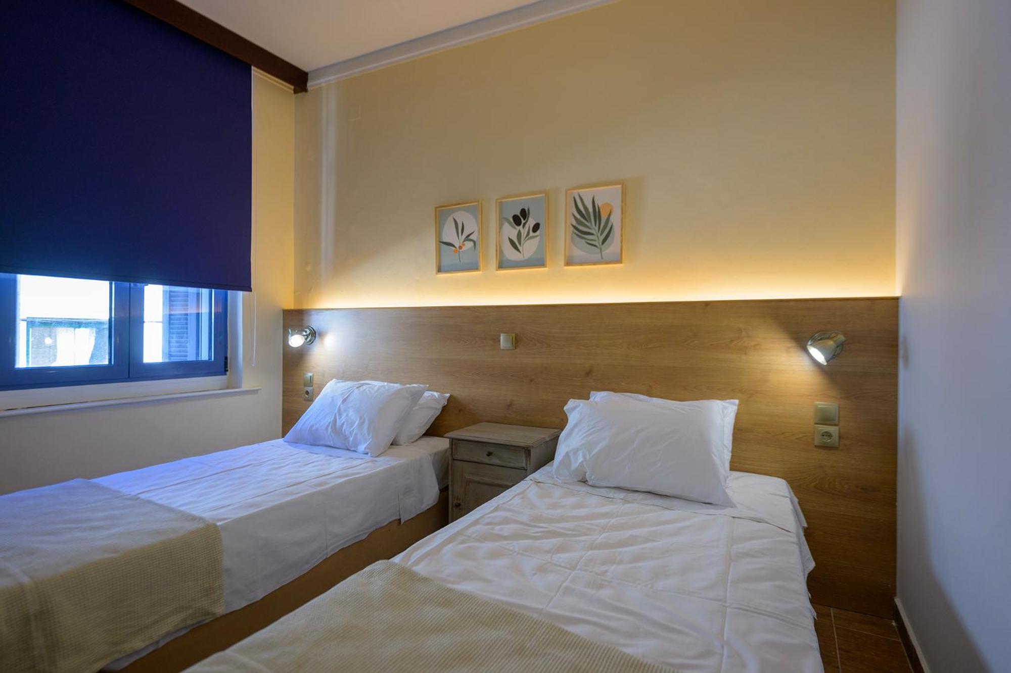 Alley Rooms Mytilene Exterior photo